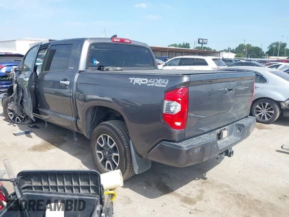 ✅ 2020 Toyota Tundra Limited • VIN: 5TFHY5F14LX954142 • Лот: 42313503. Опубликован ранее на IAAI с пробегом 113 857 миль. Бесплатный доступ к архиву аукционных продаж из США и подробный отчёт об истории автомобиля на DreamBid. Изображение 3.
