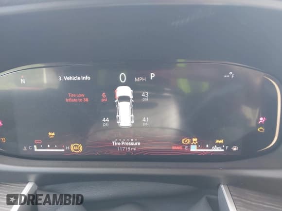 ✅ 2024 Jeep Wagoneer Series II • VIN: 1C4SJUBP9RS160032 • Lot: 41931062. Listed on IAAI with 11,718 mi. Free auction sales archive from the USA and detailed vehicle history report at DreamBid. Image 7.