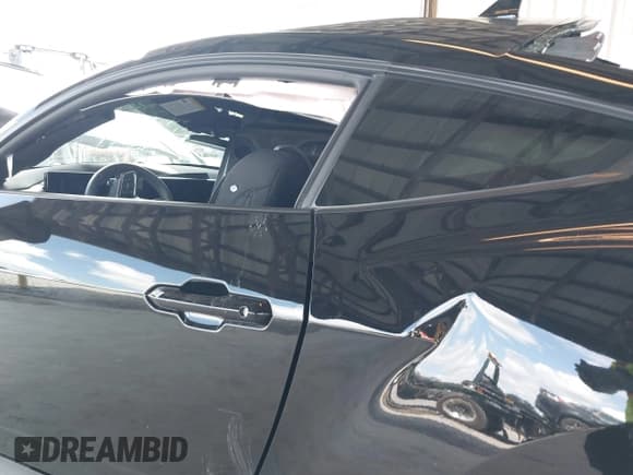 ✅ 2025 Ford Mustang GT • VIN: 1FA6P8CF7S5400976 • Lot: 42441842. Listed on IAAI with Not provided. Free auction sales archive from the USA and detailed vehicle history report at DreamBid. Image 18.