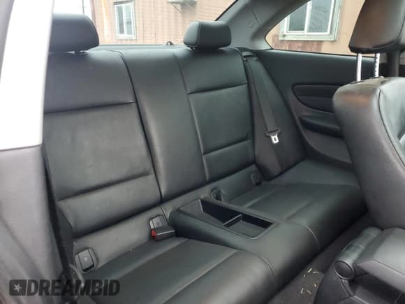 ✅ 2013 BMW 1 Series 128i • VIN: WBAUP7C59DVP24160 • Lot: 84736514. Wystawiony na Copart z przebiegiem 91 820 mil. Bezpłatny archiwum sprzedaży aukcyjnych z USA i szczegółowy raport historii pojazdu na DreamBid. Zdjęcie 10.