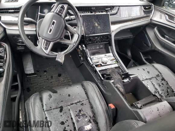 ✅ 2022 Jeep Grand Cherokee Overland • VIN: 1C4RJYD65N8716340 • Lot: 53912675. Listed on Copart with Not provided. Free auction sales archive from the USA and detailed vehicle history report at DreamBid. Image 8.