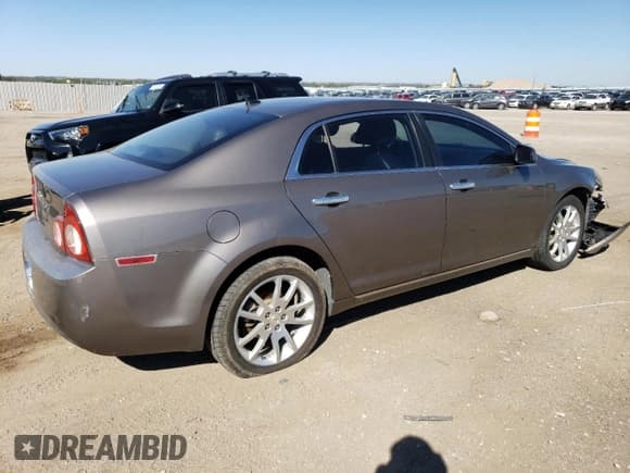 ✅ 2010 Chevrolet Malibu LTZ • VIN: 1G1ZE5EB3AF259430 • Lot: 72434734. Listed on Copart with 147,304 mi. Free auction sales archive from the USA and detailed vehicle history report at DreamBid. Image 3.