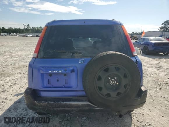 ✅ 2000 Honda CR-V LX • VIN: JHLRD284XYC017710 • Lot: 64410785. Wystawiony na Copart z przebiegiem 213 172 mil. Bezpłatny archiwum sprzedaży aukcyjnych z USA i szczegółowy raport historii pojazdu na DreamBid. Zdjęcie 6.