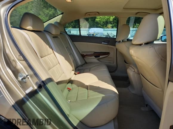 ✅ 2008 Honda Accord EX-L • VIN: 1HGCP36858A044090 • Лот: 86657355. Опубликован ранее на Copart с пробегом 92 801 миль. Бесплатный доступ к архиву аукционных продаж из США и подробный отчёт об истории автомобиля на DreamBid. Изображение 10.