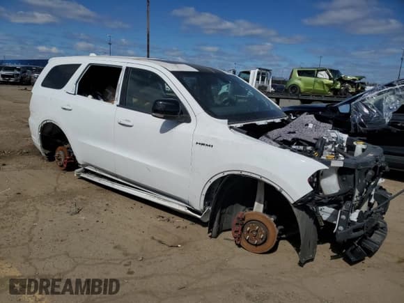 ✅ 2021 Dodge Durango R/T • VIN: 1C4SDJCT2MC853190 • Lot: 53535695. Wystawiony na Copart z przebiegiem Nie podano. Bezpłatny archiwum sprzedaży aukcyjnych z USA i szczegółowy raport historii pojazdu na DreamBid. Zdjęcie 4.