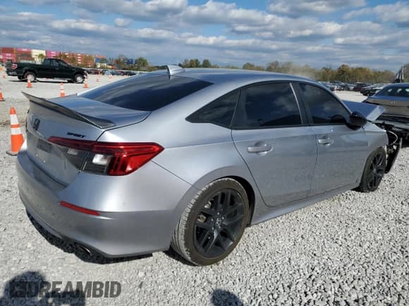 ✅ 2022 Honda Civic Sport • VIN: 2HGFE2F58NH559892 • Lot: 89849925. Wystawiony na Copart z przebiegiem 39 424 mil. Bezpłatny archiwum sprzedaży aukcyjnych z USA i szczegółowy raport historii pojazdu na DreamBid. Zdjęcie 3.