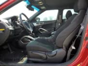 ✅ 2017 Hyundai Veloster • VIN: KMHTC6ADXHU321214 • Lot: 47024634. Wystawiony na Copart z przebiegiem 69 339 mil. Bezpłatny archiwum sprzedaży aukcyjnych z USA i szczegółowy raport historii pojazdu na DreamBid. Zdjęcie 7.