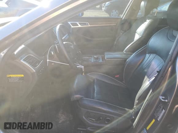 ✅ 2015 Hyundai Genesis 3.8L • VIN: KMHGN4JE2FU079282 • Лот: 87463545. Опубликован ранее на Copart с пробегом 164 795 миль. Бесплатный доступ к архиву аукционных продаж из США и подробный отчёт об истории автомобиля на DreamBid. Изображение 7.