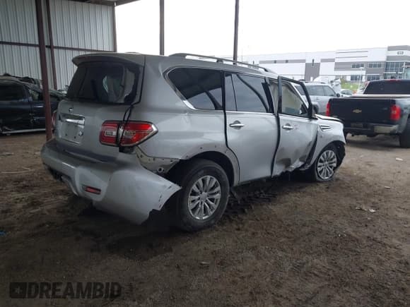 ✅ 2018 Nissan Armada SL • VIN: JN8AY2ND9J9059151 • Lot: 43335563. Listed on IAAI with Not provided. Free auction sales archive from the USA and detailed vehicle history report at DreamBid. Image 4.