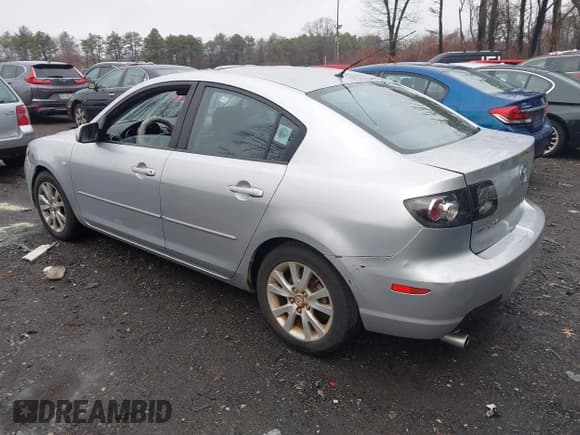 ✅ 2008 Mazda 3 i Sport • VIN: JM1BK12G581878886 • Лот: 41105147. Опубликован ранее на IAAI с пробегом 214 152 миль. Бесплатный доступ к архиву аукционных продаж из США и подробный отчёт об истории автомобиля на DreamBid. Изображение 3.