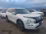 2024 Mitsubishi Outlander SE z VIN JA4J3VA81RZ009113, wystawiony jako IAAI lot #43244317 z przebiegiem 99 284 mil mil oraz . Historia ofert i sprzedaży dostępna na DreamBid. Obrazek 1.