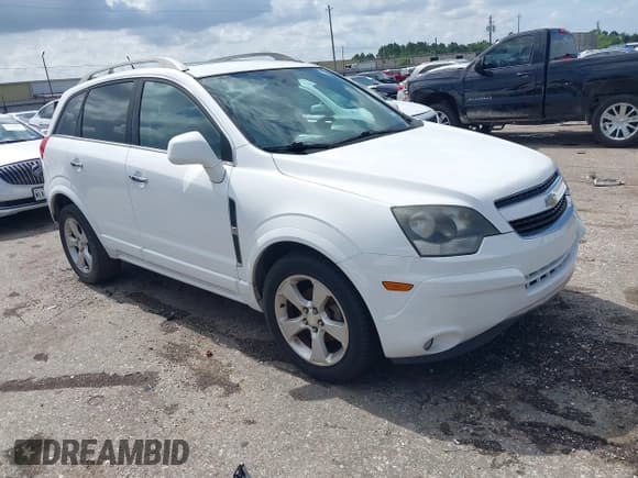 ✅ 2015 Chevrolet Captiva Sport LTZ • VIN: 3GNAL4EK8FS530495 • Lot: 42688194. Wystawiony na IAAI z przebiegiem 153 116 mil. Bezpłatny archiwum sprzedaży aukcyjnych z USA i szczegółowy raport historii pojazdu na DreamBid. Zdjęcie 1.
