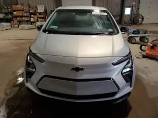✅ 2023 Chevrolet Bolt EV 1LT • VIN: 1G1FW6S01P4193912 • Lot: 74839144. Wystawiony na Copart z przebiegiem 14 220 mil. Bezpłatny archiwum sprzedaży aukcyjnych z USA i szczegółowy raport historii pojazdu na DreamBid. Zdjęcie 5.