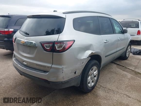 ✅ 2014 Chevrolet Traverse LS • VIN: 1GNKRFED5EJ118874 • Lot: 43522989. Wystawiony na IAAI z przebiegiem 157 619 mil. Bezpłatny archiwum sprzedaży aukcyjnych z USA i szczegółowy raport historii pojazdu na DreamBid. Zdjęcie 4.