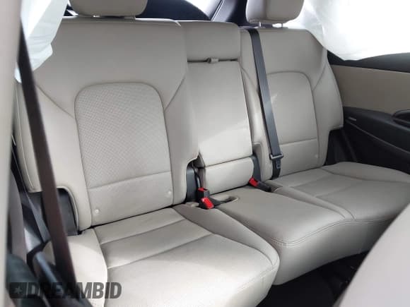 ✅ 2017 Hyundai Santa Fe 2.4L • VIN: 5NMZU3LB3HH034679 • Лот: 43585420. Опубликован ранее на IAAI с пробегом 98 763 миль. Бесплатный доступ к архиву аукционных продаж из США и подробный отчёт об истории автомобиля на DreamBid. Изображение 8.