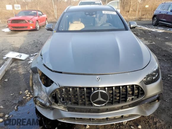 ✅ 2021 Mercedes-Benz E 63 S AMG • VIN: W1KZH8KB4MA982800 • Лот: 44360975. Опубликован ранее на Copart с пробегом 31 728 миль. Бесплатный доступ к архиву аукционных продаж из США и подробный отчёт об истории автомобиля на DreamBid. Изображение 5.