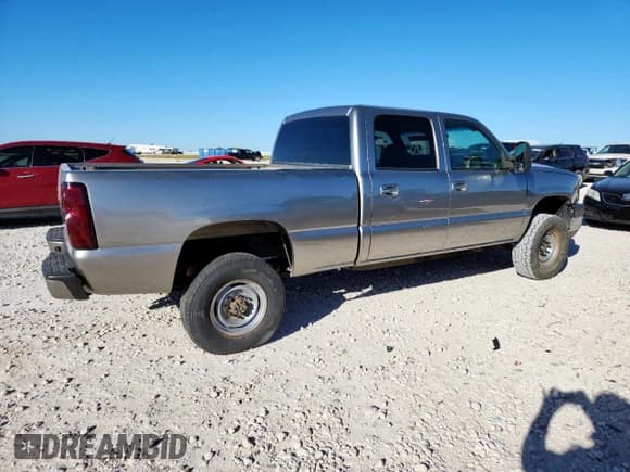 ✅ 2004 Chevrolet Silverado 2500HD LS • VIN: 1GCHK23124F125369 • Lot: 86151445. Wystawiony na Copart z przebiegiem 162 473 mil. Bezpłatny archiwum sprzedaży aukcyjnych z USA i szczegółowy raport historii pojazdu na DreamBid. Zdjęcie 3.