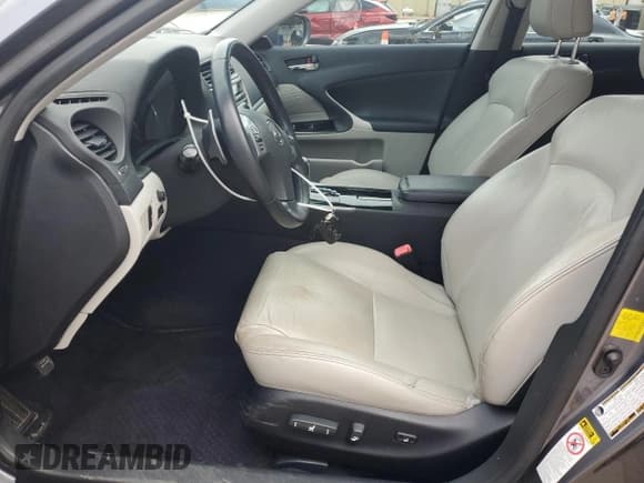 ✅ 2012 Lexus IS 250 • VIN: JTHBF5C2XC5166405 • Lot: 58847595. Wystawiony na Copart z przebiegiem 179 947 mil. Bezpłatny archiwum sprzedaży aukcyjnych z USA i szczegółowy raport historii pojazdu na DreamBid. Zdjęcie 7.