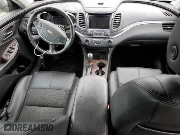 ✅ 2015 Chevrolet Impala LT • VIN: 1G1125S38FU131075 • Lot: 72930744. Wystawiony na Copart z przebiegiem 266 056 mil. Bezpłatny archiwum sprzedaży aukcyjnych z USA i szczegółowy raport historii pojazdu na DreamBid. Zdjęcie 8.