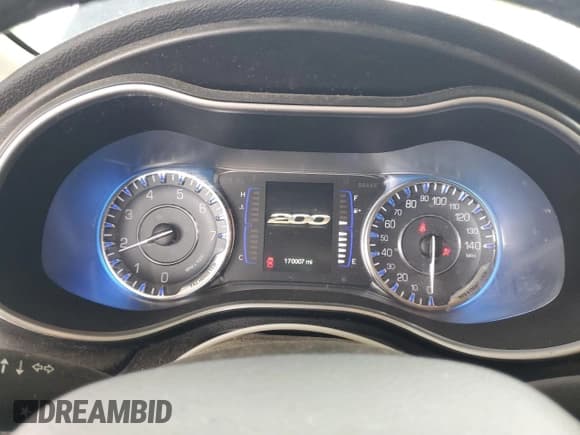 ✅ 2015 Chrysler 200 Limited • VIN: 1C3CCCAB3FN696973 • Lot: 65407455. Listed on Copart with 170,007 mi. Free auction sales archive from the USA and detailed vehicle history report at DreamBid. Image 9.