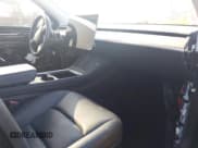 ✅ 2022 Tesla Model Y Long Range • VIN: 7SAYGDEE4NF440177 • Lot: 43136503. Wystawiony na IAAI z przebiegiem 26 673 mil. Bezpłatny archiwum sprzedaży aukcyjnych z USA i szczegółowy raport historii pojazdu na DreamBid. Zdjęcie 5.