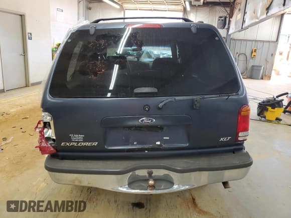 ✅ 1998 Ford Explorer XL • VIN: 1FMZU32X0WUC48222 • Лот: 44217685. Опубликован ранее на Copart с пробегом 167 245 миль. Бесплатный доступ к архиву аукционных продаж из США и подробный отчёт об истории автомобиля на DreamBid. Изображение 6.