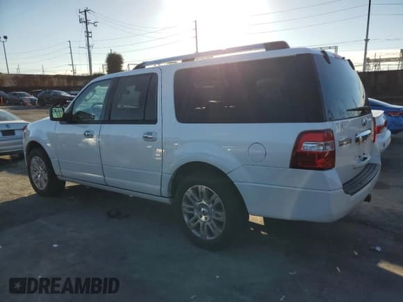 ✅ 2013 Ford Expedition Max Limited • VIN: 1FMJK2A56DEF64342 • Lot: 94003035. Wystawiony na Copart z przebiegiem 165 007 mil. Bezpłatny archiwum sprzedaży aukcyjnych z USA i szczegółowy raport historii pojazdu na DreamBid. Zdjęcie 2.