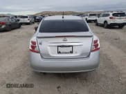 ✅ 2012 Nissan Sentra 2.0 • VIN: 3N1AB6AP7CL658812 • Lot: 91623055. Wystawiony na Copart z przebiegiem 131 793 mil. Bezpłatny archiwum sprzedaży aukcyjnych z USA i szczegółowy raport historii pojazdu na DreamBid. Zdjęcie 6.