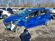 ✅ 2018 Ford Fiesta SE • VIN: 3FADP4EJ5JM129605 • Lot: 93625355. Wystawiony na Copart z przebiegiem 21 939 mil. Bezpłatny archiwum sprzedaży aukcyjnych z USA i szczegółowy raport historii pojazdu na DreamBid. Zdjęcie 1.
