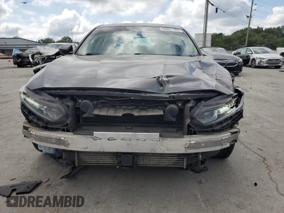 ✅ 2018 Honda Accord LX • VIN: 1HGCV1F10JA242157 • Лот: 69881185. Опубликован ранее на Copart с пробегом 163 021 миль. Бесплатный доступ к архиву аукционных продаж из США и подробный отчёт об истории автомобиля на DreamBid. Изображение 5.