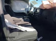 ✅ 2015 Chevrolet Silverado 2500HD LT • VIN: 1GC1KVEG9FF608249 • Lot: 41764810. Wystawiony na IAAI z przebiegiem 102 047 mil. Bezpłatny archiwum sprzedaży aukcyjnych z USA i szczegółowy raport historii pojazdu na DreamBid. Zdjęcie 5.