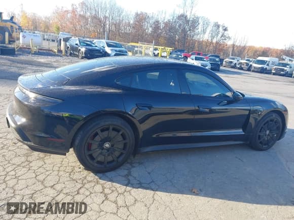 ✅ 2021 Porsche Taycan 4S • VIN: WP0AB2Y14MSA43521 • Lot: 43603165. Wystawiony na IAAI z przebiegiem 32 935 mil. Bezpłatny archiwum sprzedaży aukcyjnych z USA i szczegółowy raport historii pojazdu na DreamBid. Zdjęcie 13.