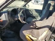 ✅ 2000 Chevrolet S-10 LS • VIN: 1GCCS1959Y8231035 • Лот: 85267394. Опубликован ранее на Copart с пробегом Не указан. Бесплатный доступ к архиву аукционных продаж из США и подробный отчёт об истории автомобиля на DreamBid. Изображение 7.