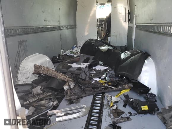 ✅ 2011 Freightliner Sprinter • VIN: WDYPE8CC4B5552423 • Lot: 69059564. Listed on Copart with Not provided. Free auction sales archive from the USA and detailed vehicle history report at DreamBid. Image 11.