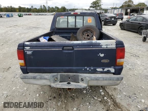 ✅ 1994 Ford Ranger Splash • VIN: 1FTCR10AXRUD05187 • Lot: 90910975. Listed on Copart with 228,270 mi. Free auction sales archive from the USA and detailed vehicle history report at DreamBid. Image 6.