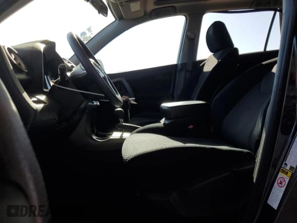 ✅ 2010 Toyota RAV4 Sport • VIN: JTMWK4DV9AD003233 • Lot: 53918805. Listed on Copart with 147,127 mi. Free auction sales archive from the USA and detailed vehicle history report at DreamBid. Image 7.