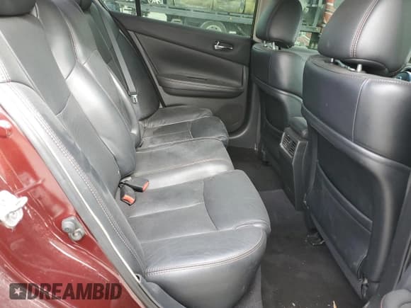 ✅ 2010 Nissan Maxima SV • VIN: 1N4AA5AP7AC848697 • Lot: 90630405. Listed on Copart with 218,989 mi. Free auction sales archive from the USA and detailed vehicle history report at DreamBid. Image 10.