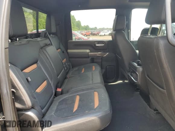 ✅ 2023 GMC Sierra 3500HD AT4 • VIN: 1GT49VEY6PF150690 • Лот: 59717005. Опубликован ранее на Copart с пробегом 50 759 миль. Бесплатный доступ к архиву аукционных продаж из США и подробный отчёт об истории автомобиля на DreamBid. Изображение 10.