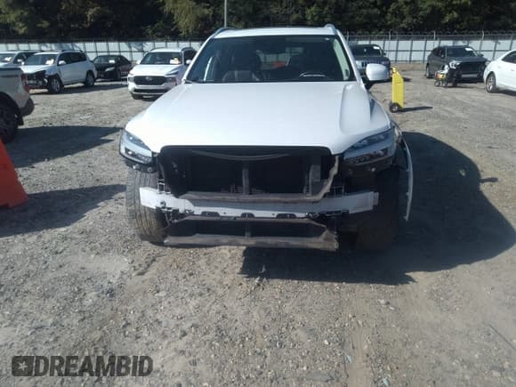 ✅ 2017 Volvo XC90 Inscription • VIN: YV4A22PL9H1137841 • Lot: 43190669. Listed on IAAI with 142,000 mi. Free auction sales archive from the USA and detailed vehicle history report at DreamBid. Image 18.