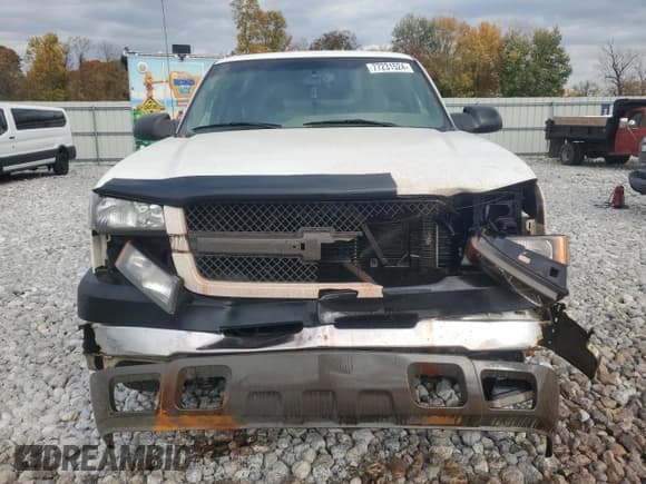 ✅ 2003 Chevrolet Silverado 2500HD LS • VIN: 1GCHK29G03E128139 • Lot: 77231524. Wystawiony na Copart z przebiegiem 160 026 mil. Bezpłatny archiwum sprzedaży aukcyjnych z USA i szczegółowy raport historii pojazdu na DreamBid. Zdjęcie 5.