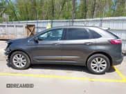 ✅ 2020 Ford Edge Titanium • VIN: 2FMPK4K96LBA56972 • Lot: 42246224. Wystawiony na IAAI z przebiegiem 109 463 mil. Bezpłatny archiwum sprzedaży aukcyjnych z USA i szczegółowy raport historii pojazdu na DreamBid. Zdjęcie 15.