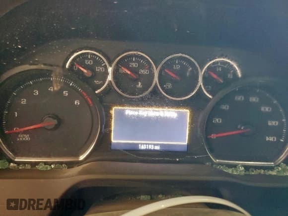 ✅ 2022 Chevrolet Silverado 2500HD LT • VIN: 1GC4YNE76NF156528 • Lot: 84181835. Wystawiony na Copart z przebiegiem 163 193 mil. Bezpłatny archiwum sprzedaży aukcyjnych z USA i szczegółowy raport historii pojazdu na DreamBid. Zdjęcie 9.