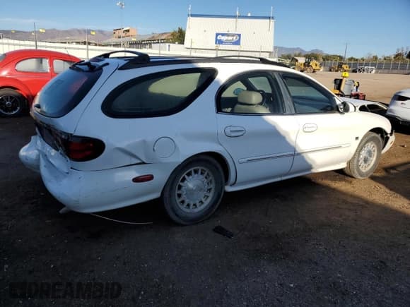 ✅ 1999 Mercury Sable • VIN: 1MEFM58SXXA624635 • Lot: 86430645. Wystawiony na Copart z przebiegiem 138 169 mil. Bezpłatny archiwum sprzedaży aukcyjnych z USA i szczegółowy raport historii pojazdu na DreamBid. Zdjęcie 3.