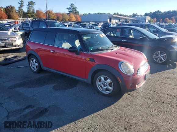 ✅ 2010 MINI Clubman • VIN: WMWML3C58ATX51197 • Lot: 87240645. Wystawiony na Copart z przebiegiem Nie podano. Bezpłatny archiwum sprzedaży aukcyjnych z USA i szczegółowy raport historii pojazdu na DreamBid. Zdjęcie 4.