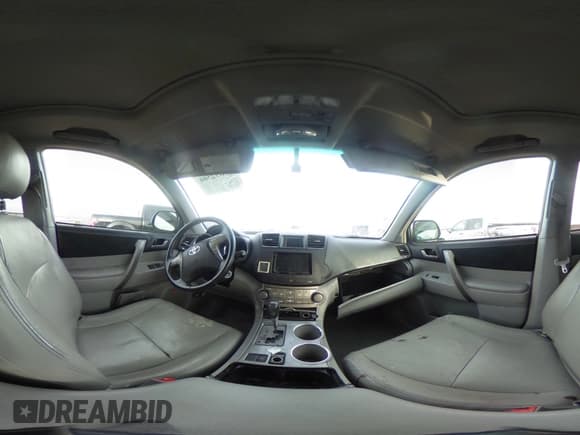 ✅ 2008 Toyota Highlander Sport • VIN: JTEDS43A982045652 • Lot: 43652566. Listed on IAAI with Not provided. Free auction sales archive from the USA and detailed vehicle history report at DreamBid. Image 18.