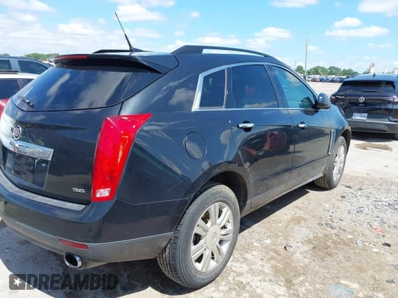 ✅ 2014 Cadillac SRX • VIN: 3GYFNAE33ES518909 • Лот: 42455400. Опубликован ранее на IAAI с пробегом 131 316 миль. Бесплатный доступ к архиву аукционных продаж из США и подробный отчёт об истории автомобиля на DreamBid. Изображение 4.