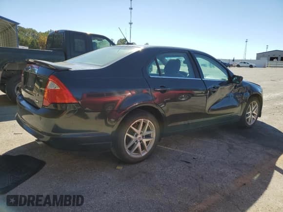 ✅ 2010 Ford Fusion SEL • VIN: 3FAHP0JG0AR168836 • Lot: 86475895. Listed on Copart with 166,425 mi. Free auction sales archive from the USA and detailed vehicle history report at DreamBid. Image 3.