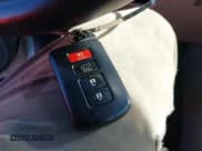 ✅ 2016 Toyota Highlander XLE • VIN: 5TDJKRFH8GS348118 • Лот: 43492241. Опубликован ранее на IAAI с пробегом 83 664 миль. Бесплатный доступ к архиву аукционных продаж из США и подробный отчёт об истории автомобиля на DreamBid. Изображение 11.