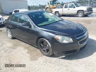 2012 Chevrolet Malibu 1LS z VIN 1G1ZB5E02CF301242, wystawiony jako IAAI lot #43411361 z przebiegiem 158 844 mil mil oraz . Historia ofert i sprzedaży dostępna na DreamBid. Obrazek 1.