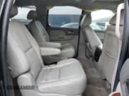 ✅ 2007 Chevrolet Suburban LTZ • VIN: 3GNFK16367G132334 • Lot: 81407164. Wystawiony na Copart z przebiegiem 201 998 mil. Bezpłatny archiwum sprzedaży aukcyjnych z USA i szczegółowy raport historii pojazdu na DreamBid. Zdjęcie 11.